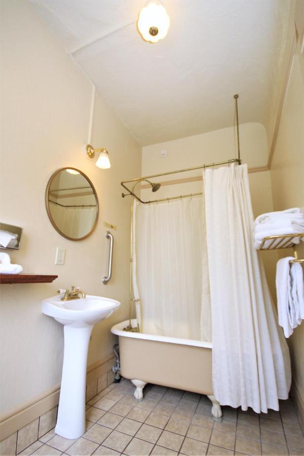 Hotel Arcata Extérieur photo