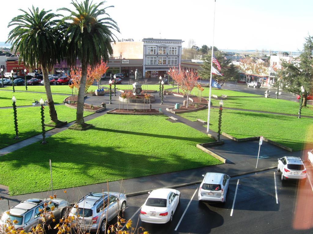 Hotel Arcata Extérieur photo